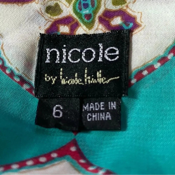 NICOLE Millar 6 Small Top Shirt Green Paisley Short Sleeve Round Neck Keyhole - Picture 6 of 6